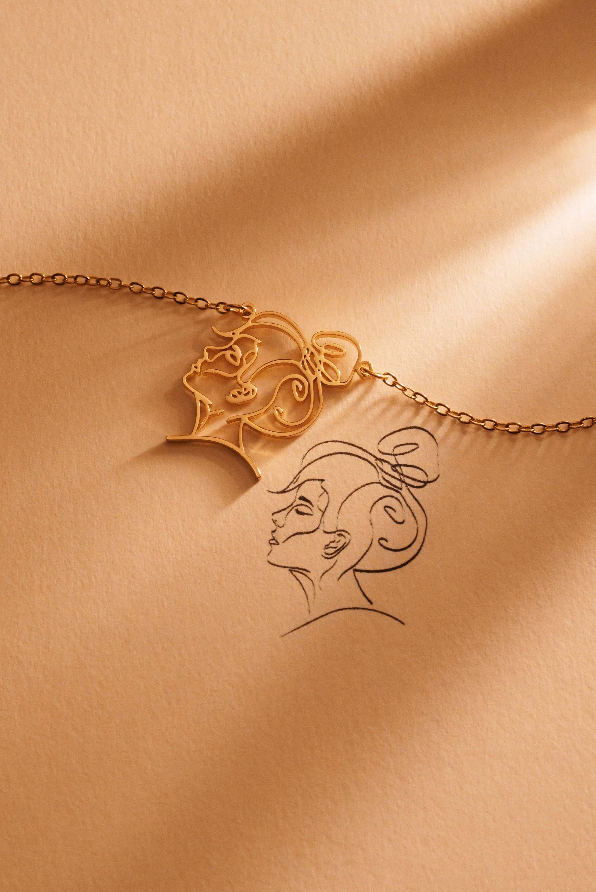 PAINT (NECKLACE / BRACELET)