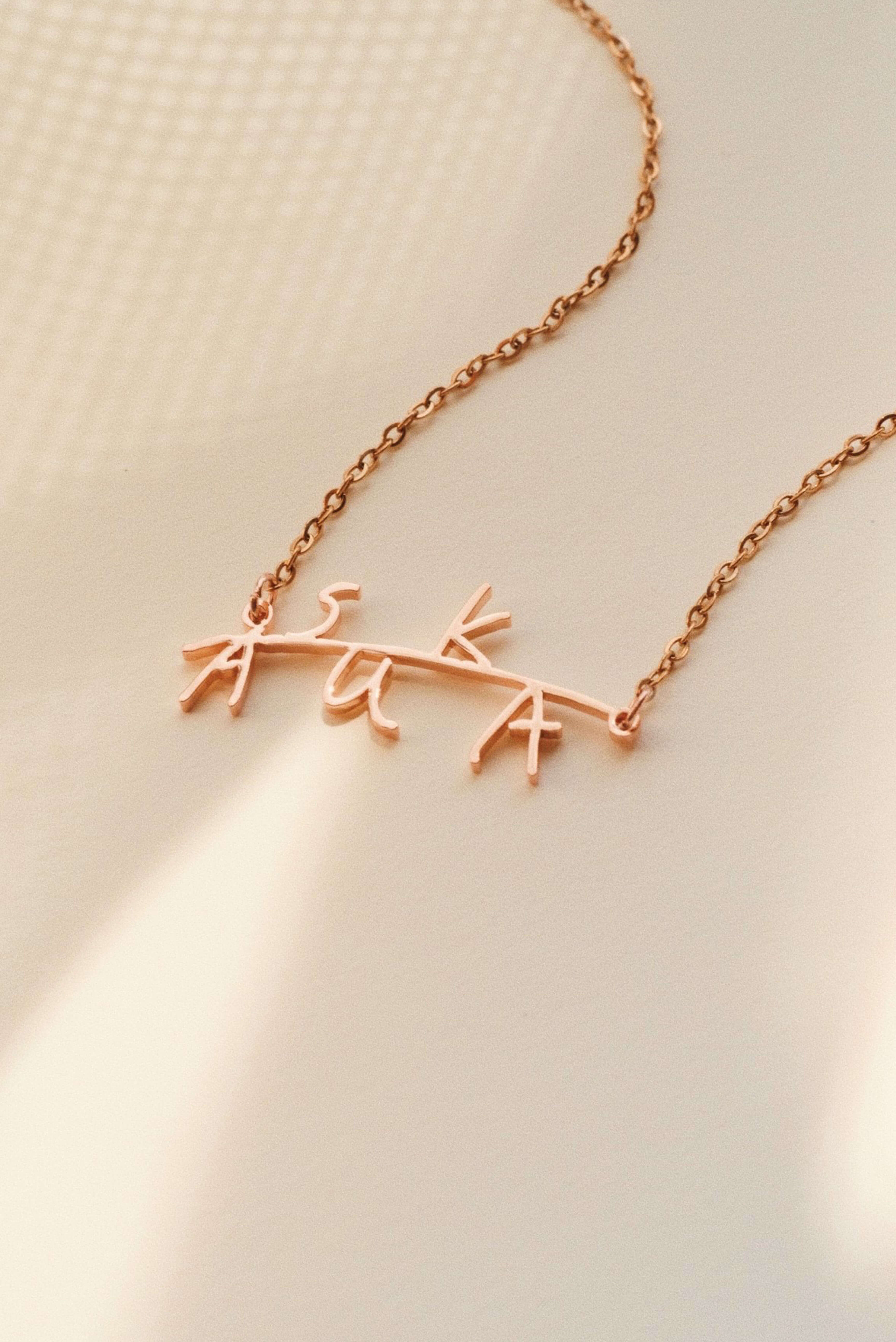 PAINT (NECKLACE / BRACELET)