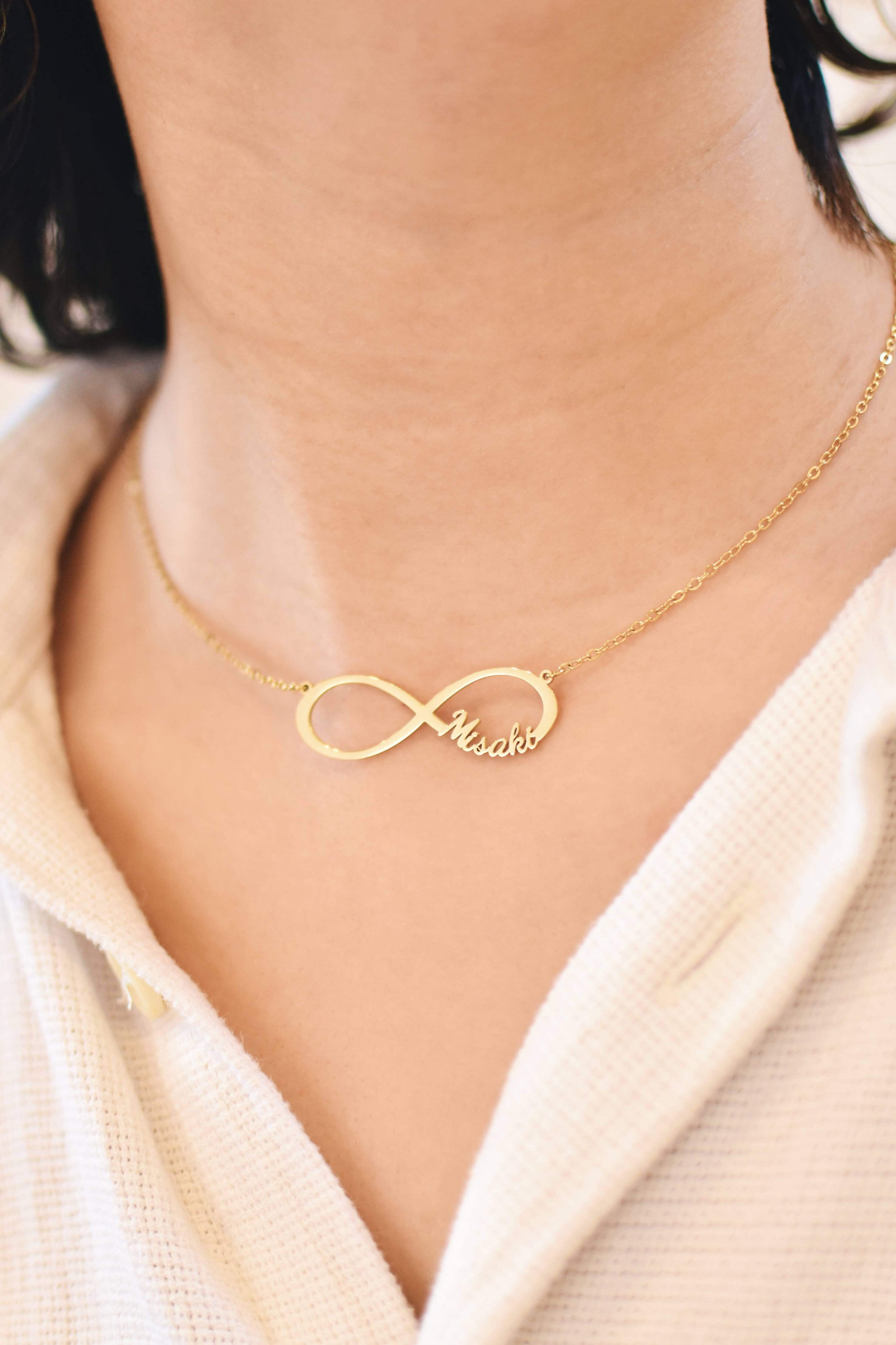 INFINITY NAME (NECKLACE/BRACELET)