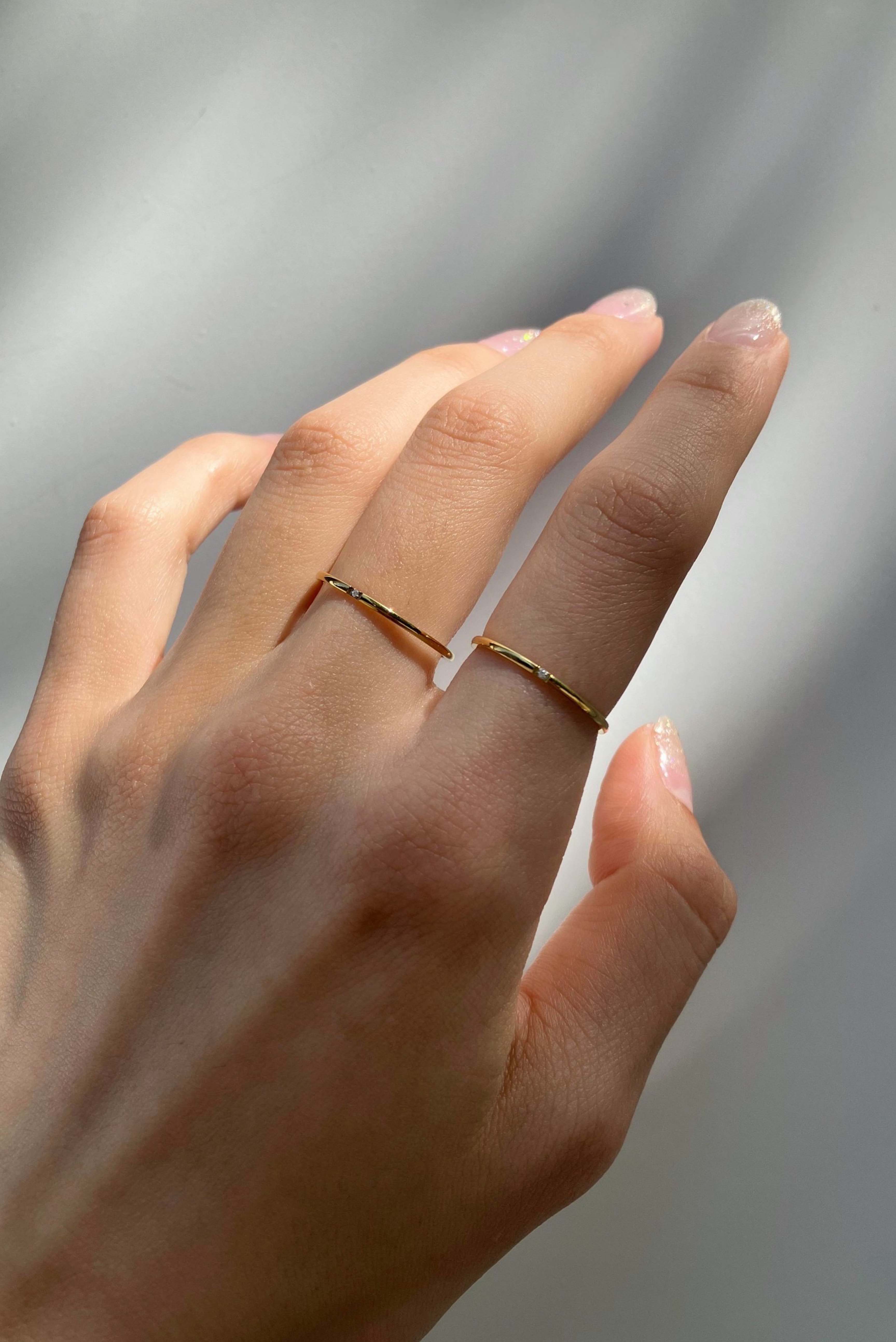One diamond (RING)