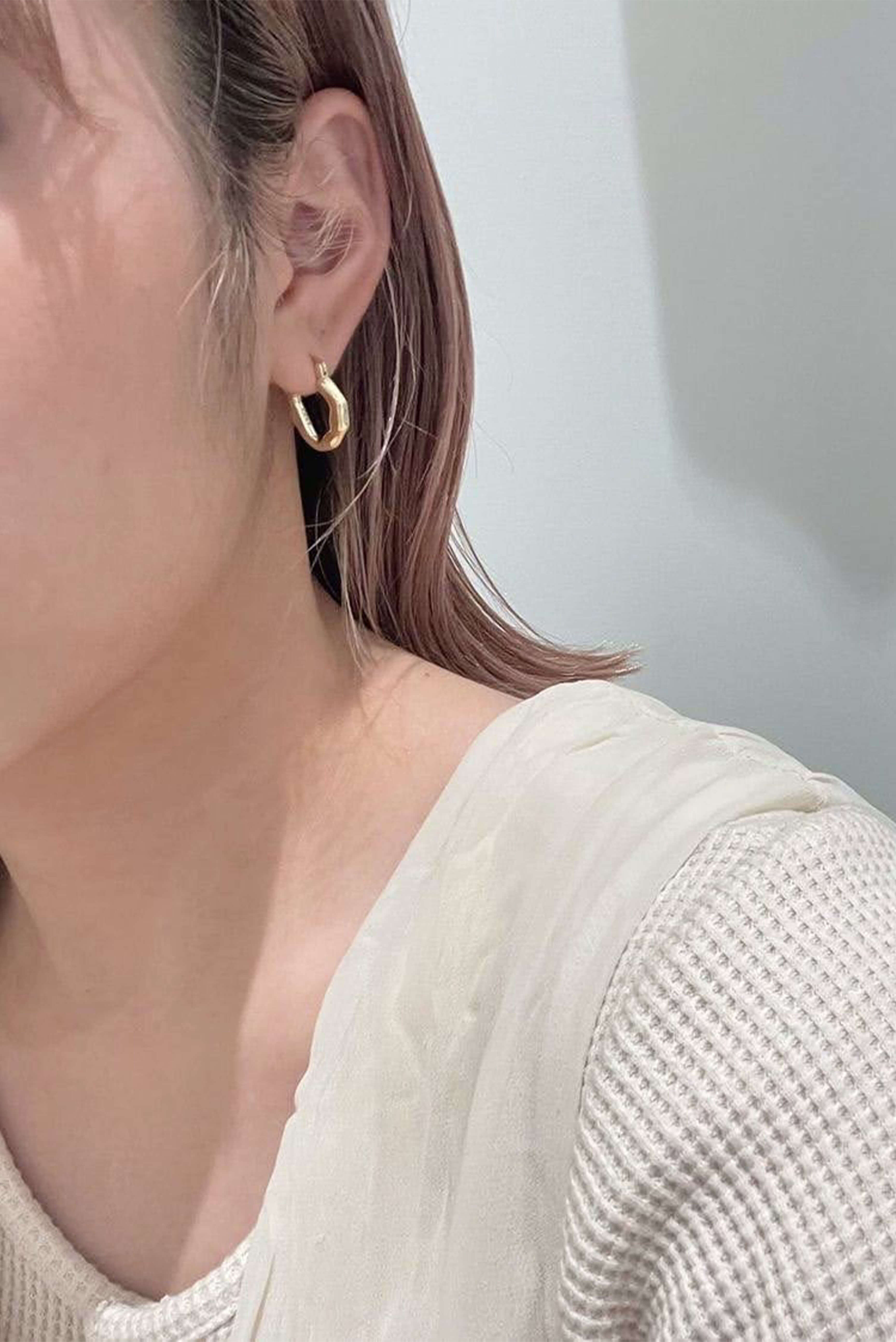 MOI GOLD (PIERCE)