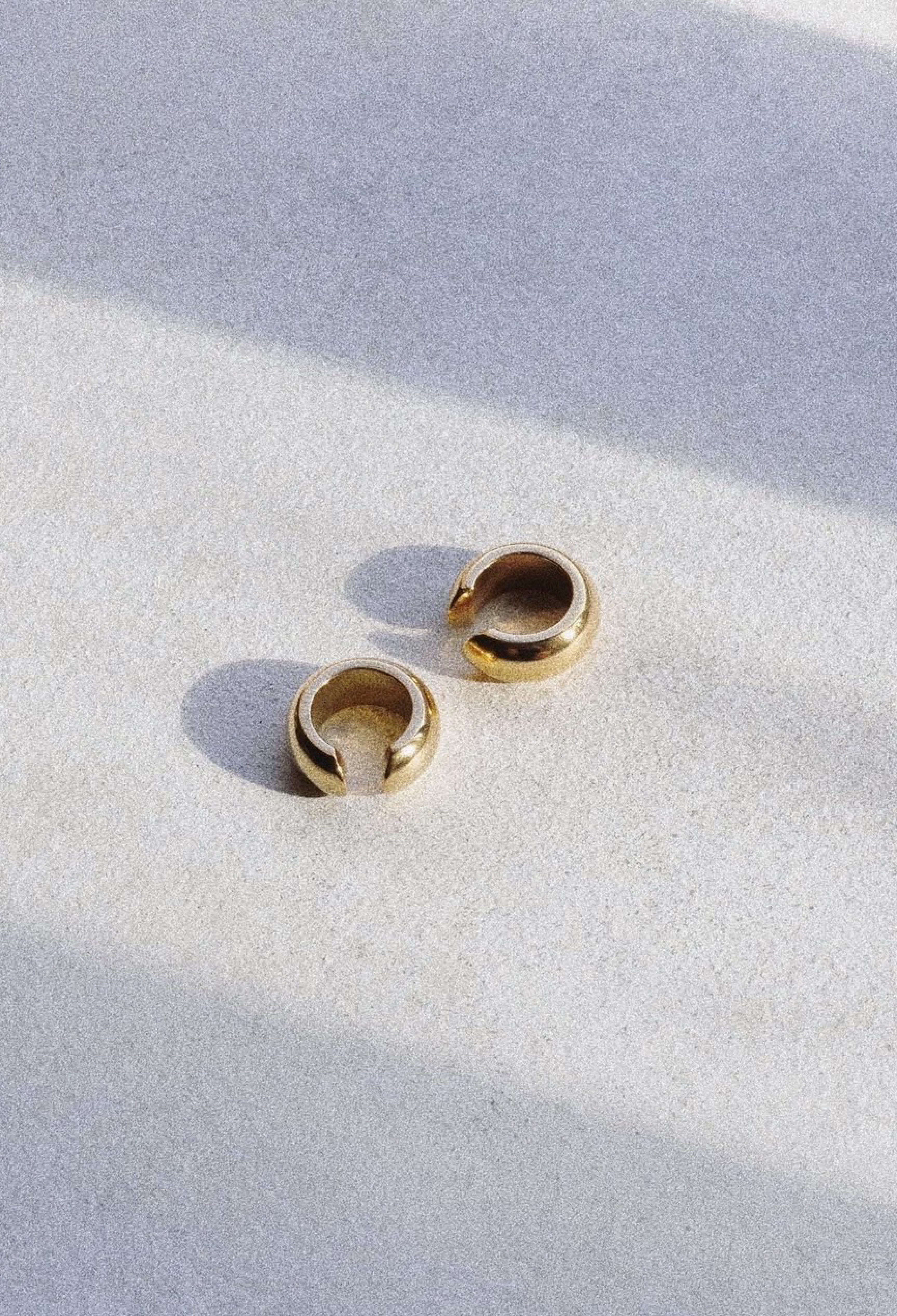 CERE (EAR CUFF)