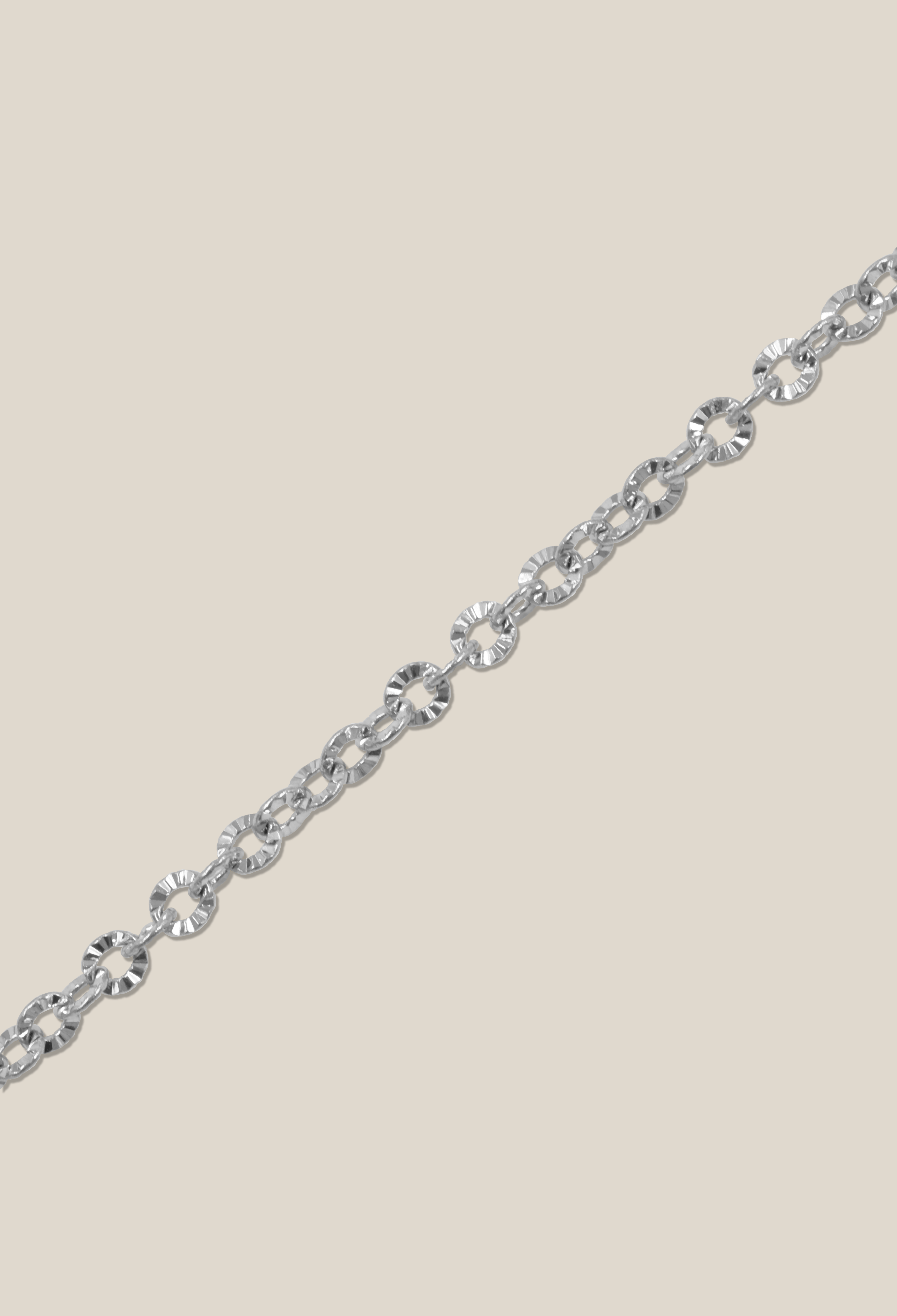 FANA SILVER (NECKLACE)