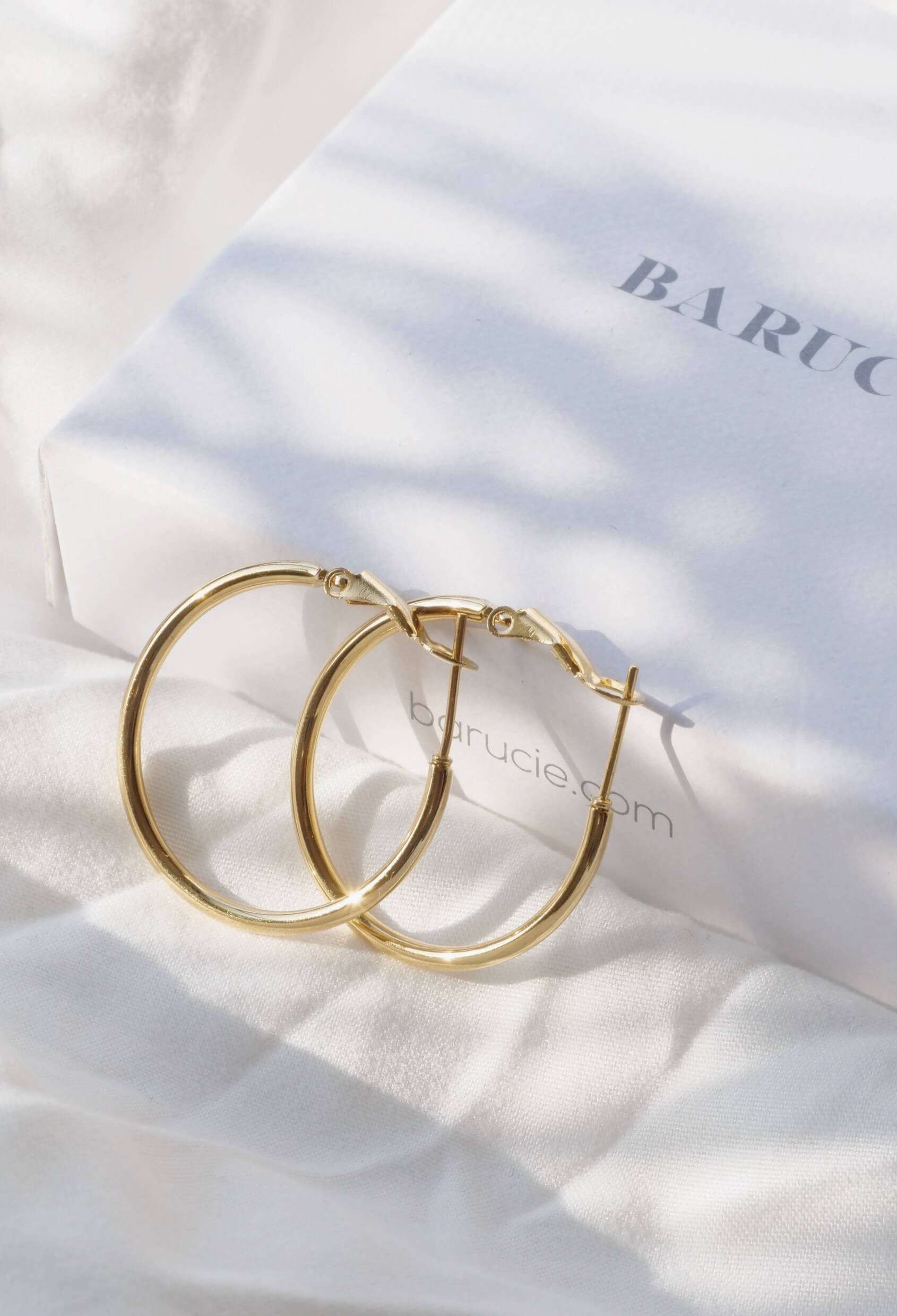 TEE RING (PIERCE)