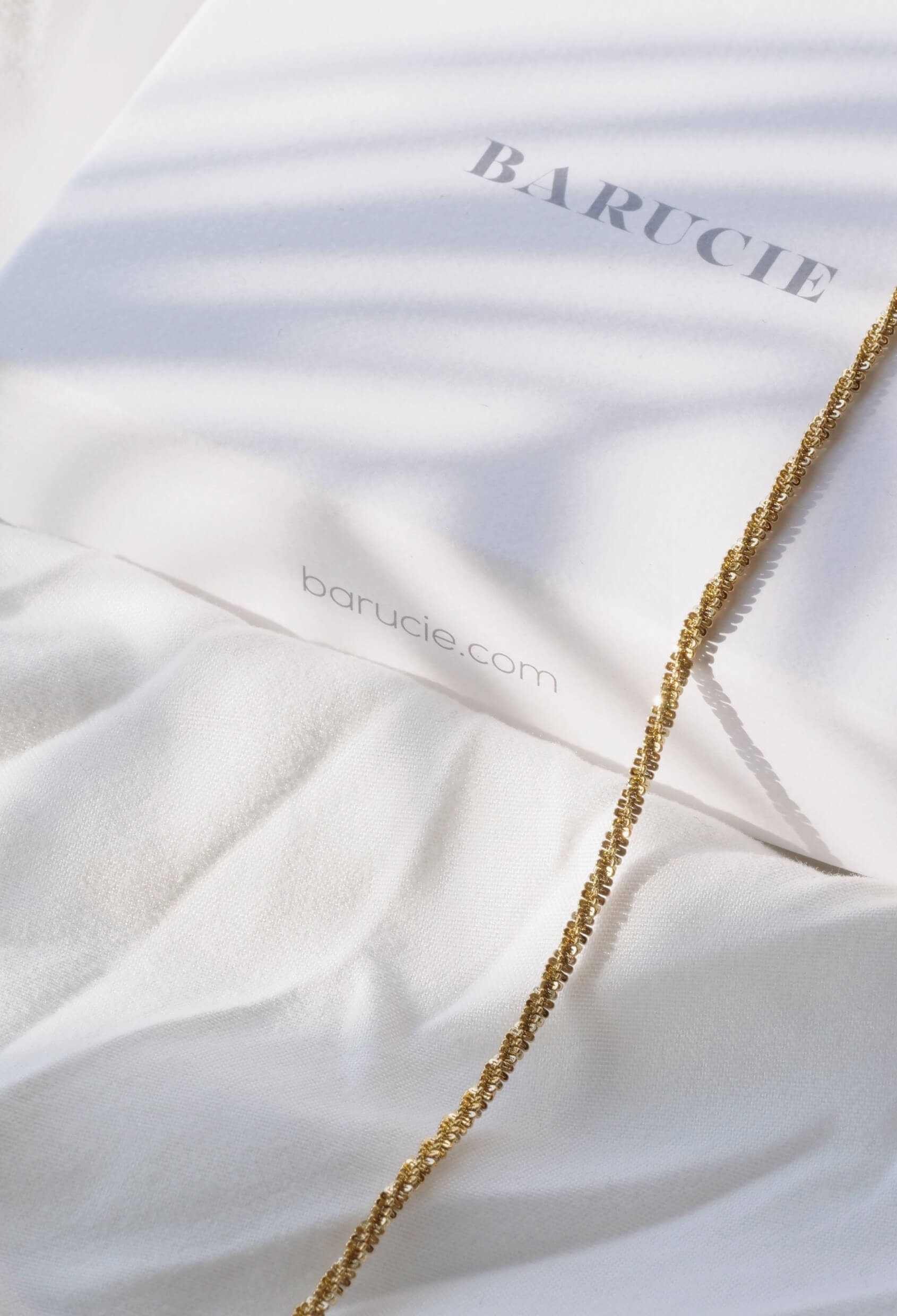 SNOCY GOLD (NECKLACE)