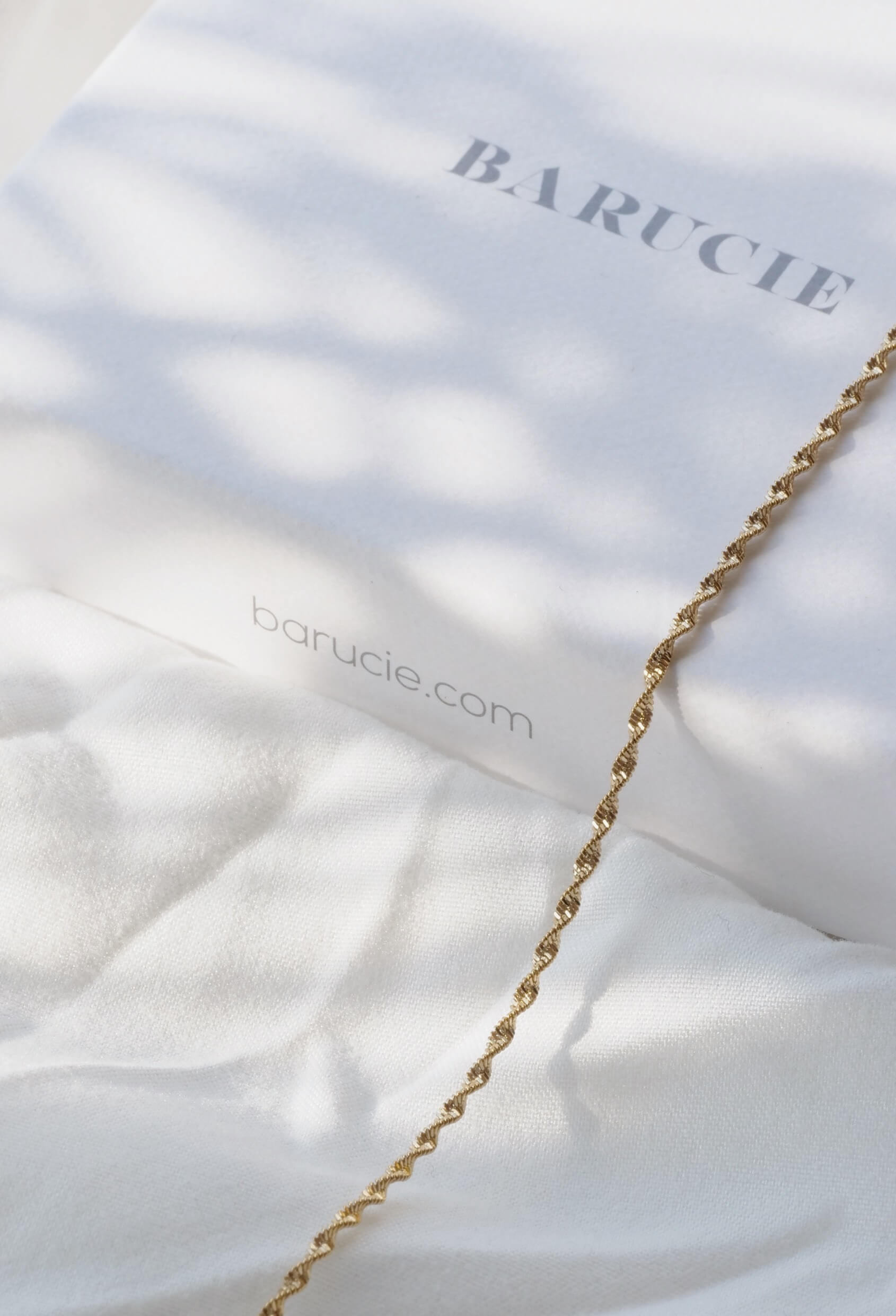 WAVE (NECKLACE)