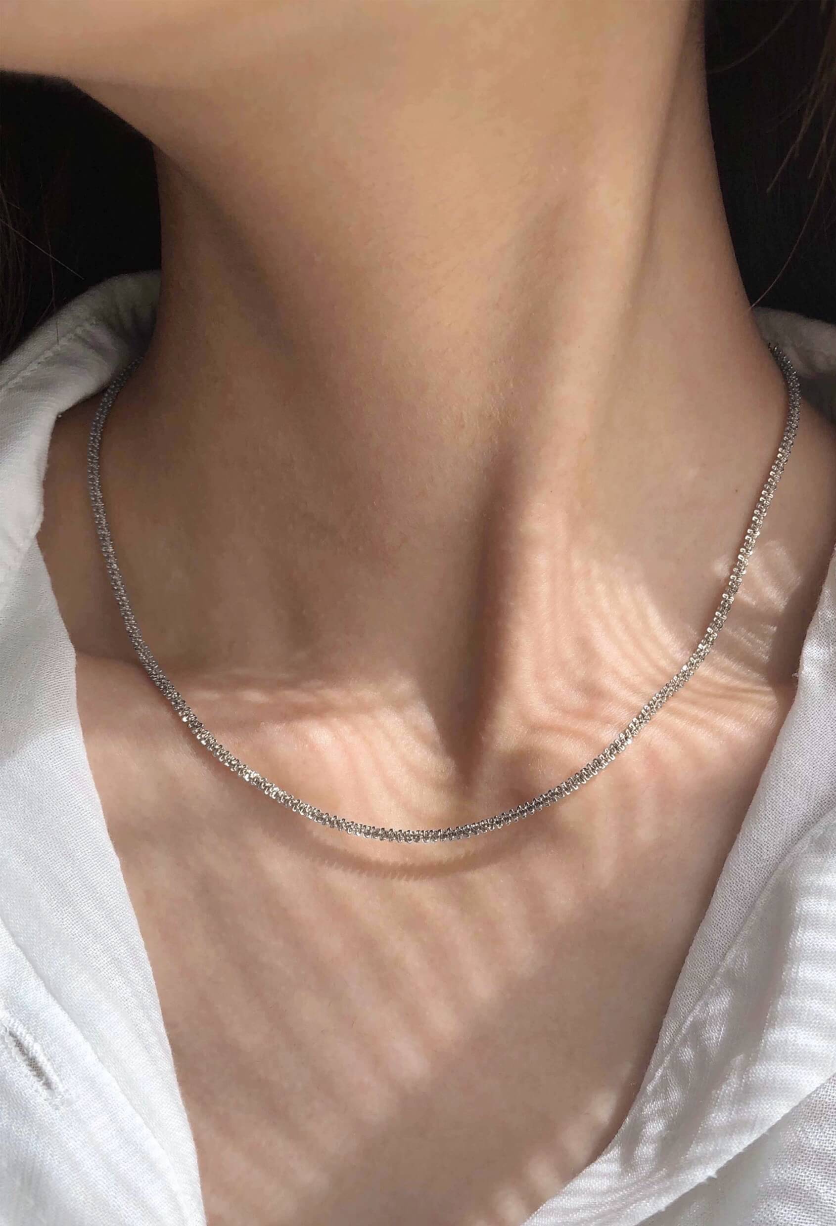 SNOCY SILVER (NECKLACE)