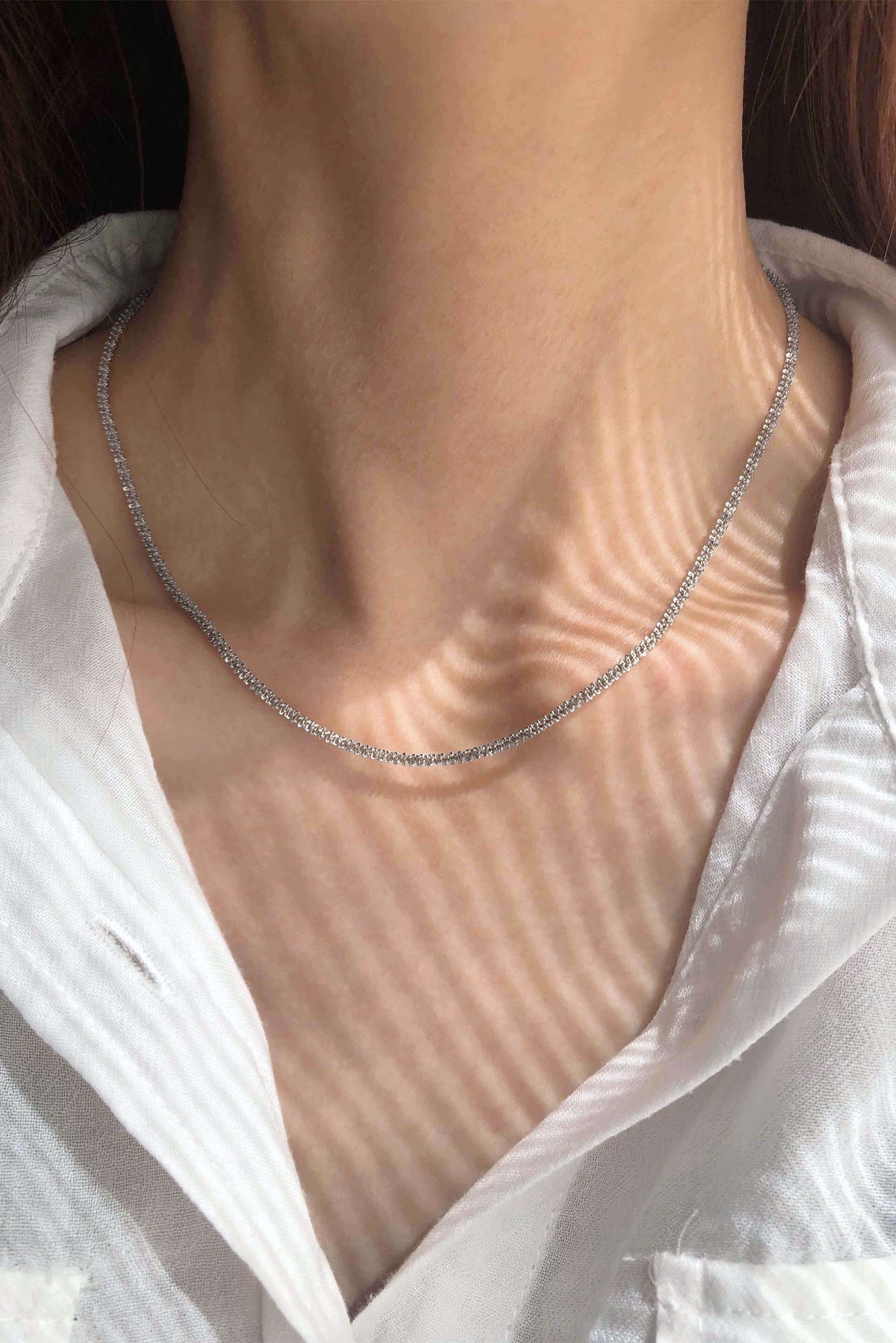 SNOCY SILVER (NECKLACE)