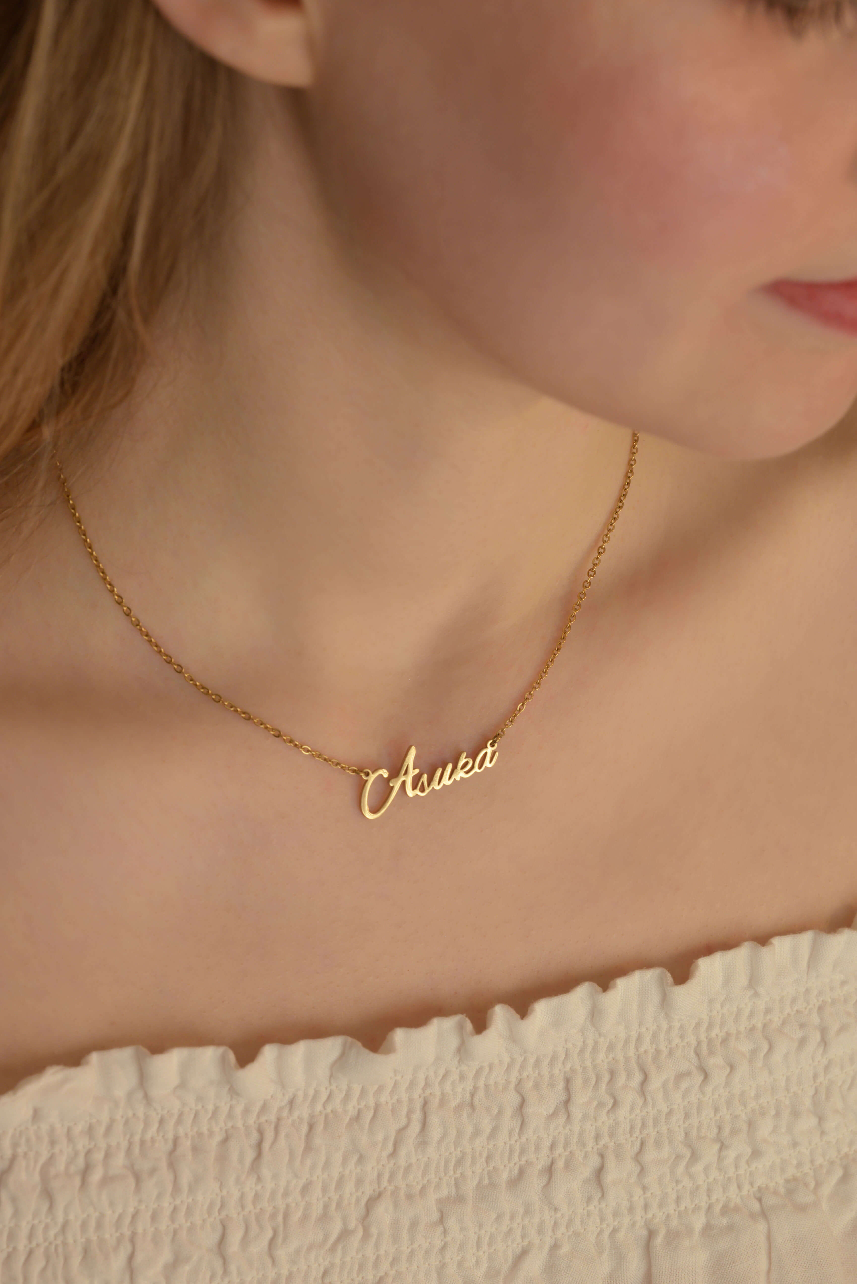 CUSTOM NAME (NECKLACE)