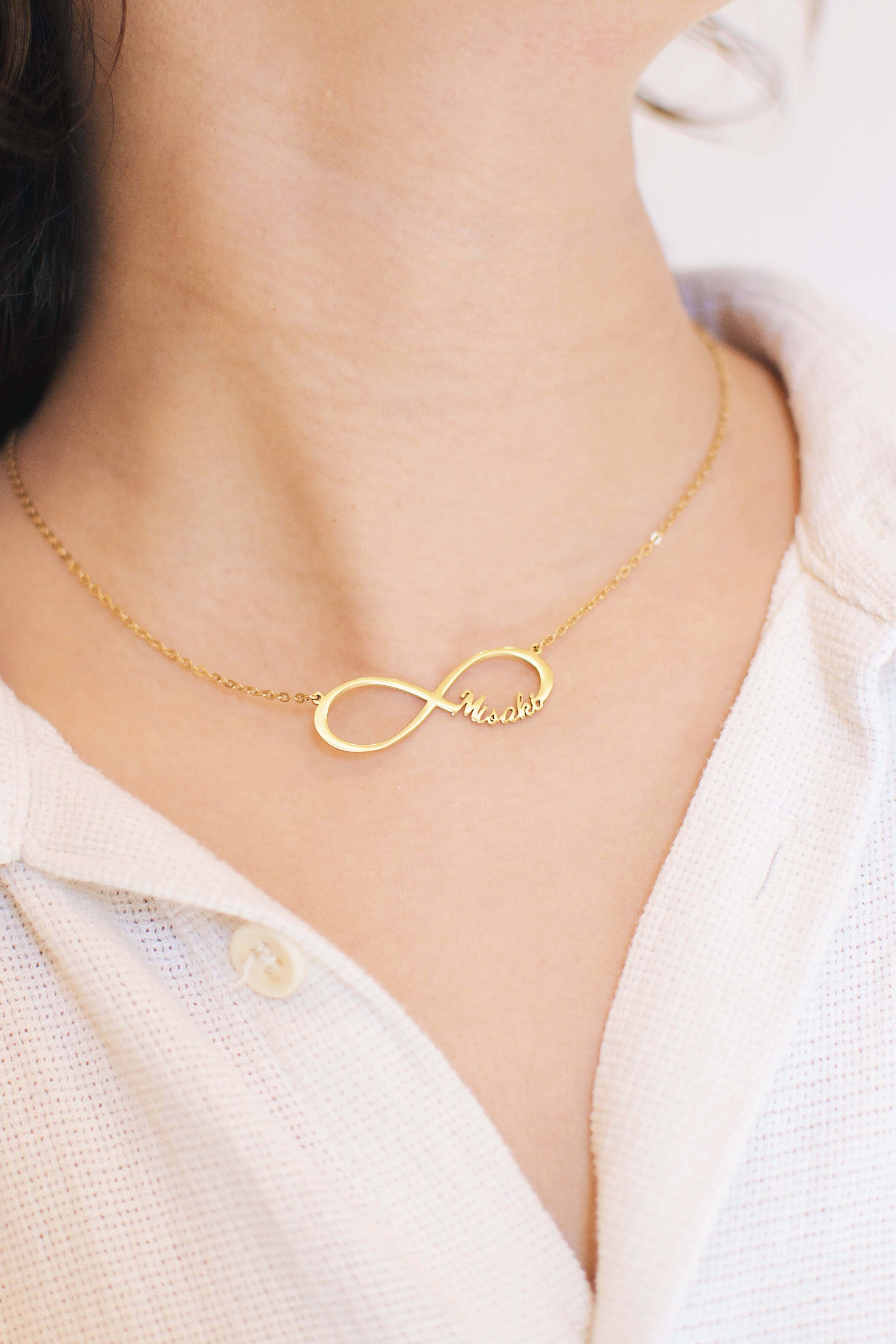 INFINITY NAME (NECKLACE/BRACELET)